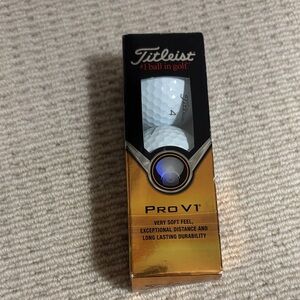 Titleist Pro V1 Golf Balls in Gold and Black Box